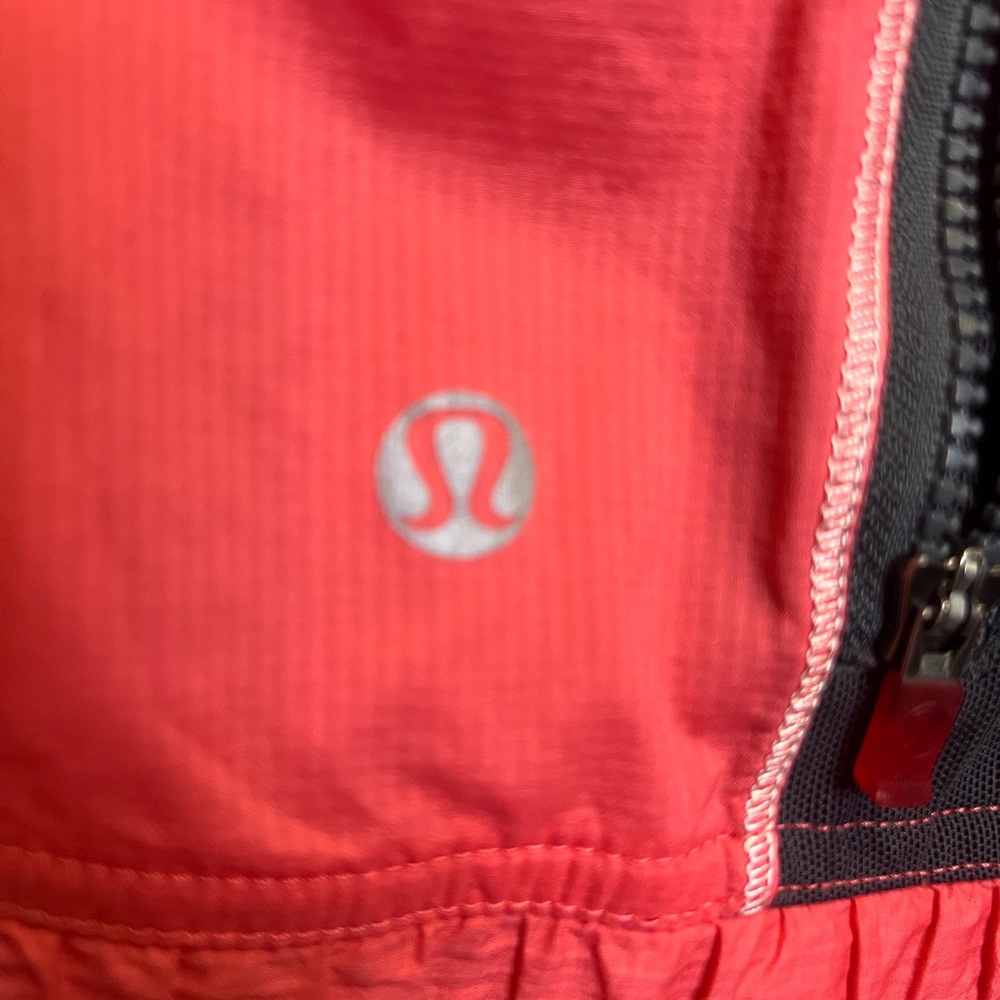 Lululemon Athletica Vibrant Red Vest with Black Details - Picture 7 of 7